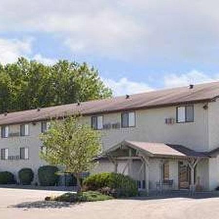 Travelodge Yankton Exterior foto